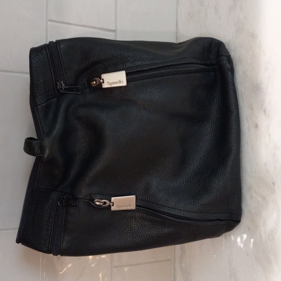 Women's Sling Backpack - Picture 12 of 16